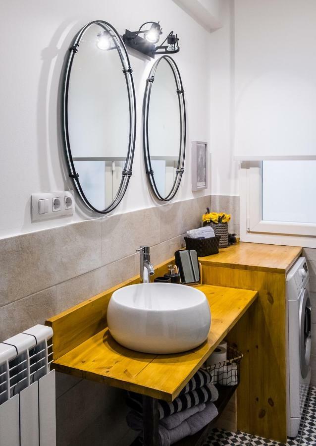 Logrono Centro, Una Casa Con Vistas Ngoại thất bức ảnh